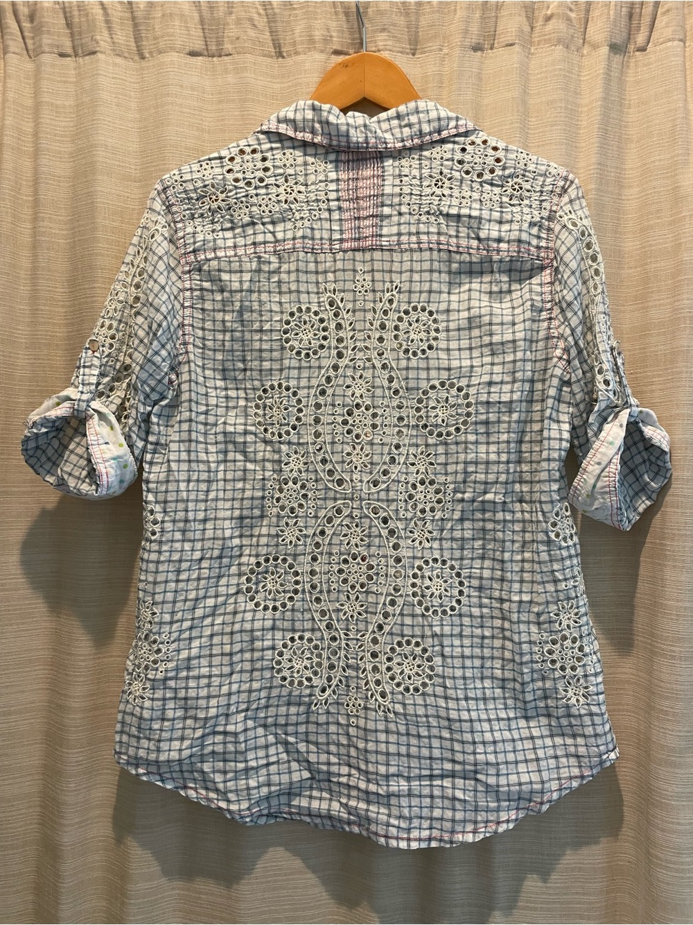3 J Workshop Johnny Was Light Blue Plaid Eyelet-Accent Button Down Shirt - Picture 9 of 10